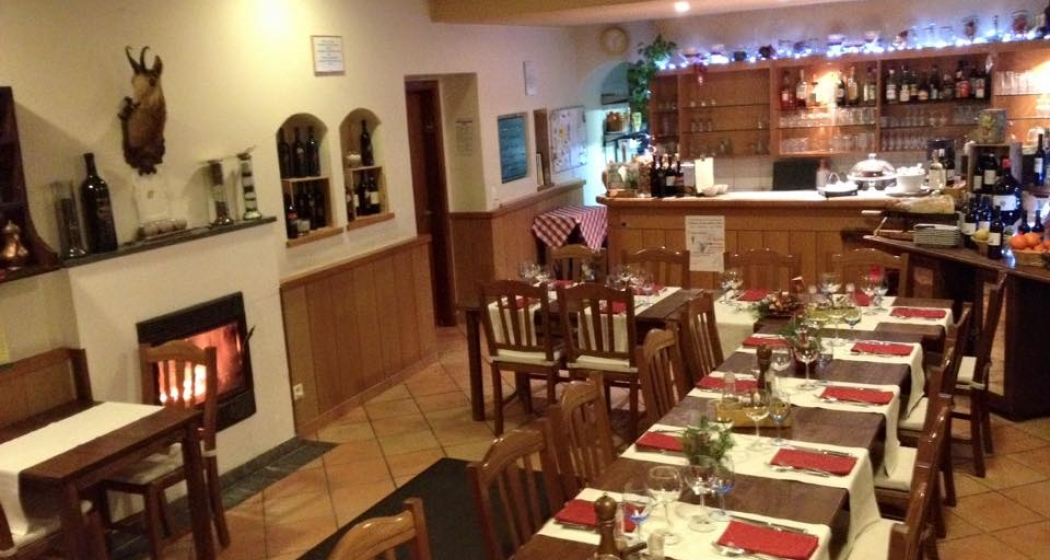 Grotto Laura (oua_31387683_image)