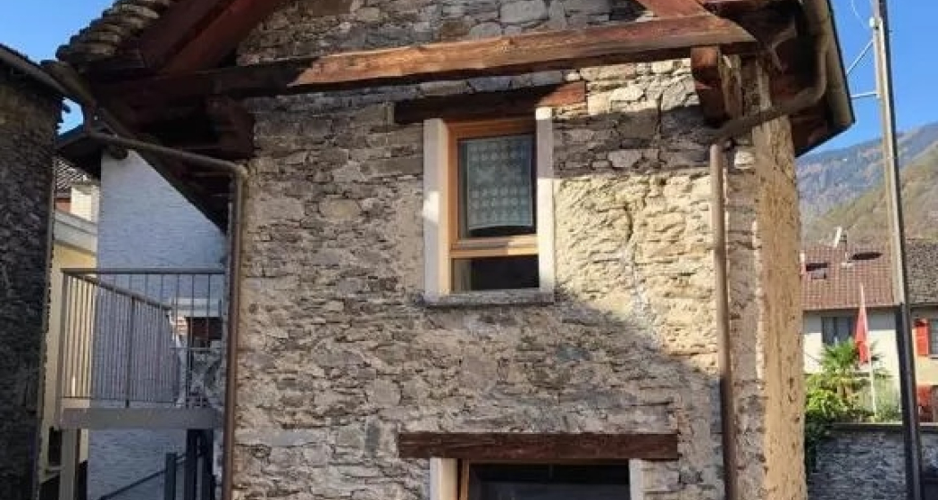 Il rustico visto dalla strada