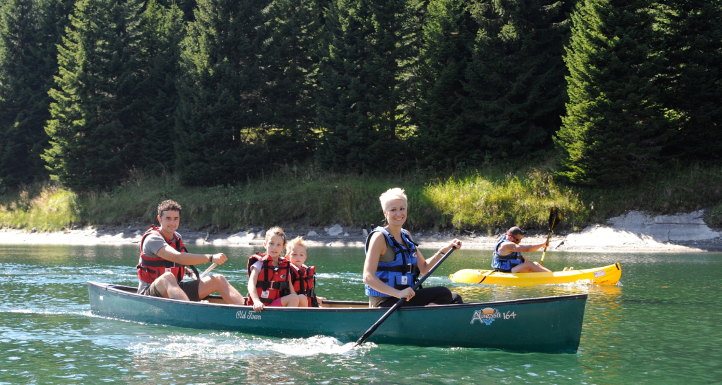 Kayak sul lago d'Isola (oua_600319774_image) Kayak sul lago d'Isola (oua_600319774_image)