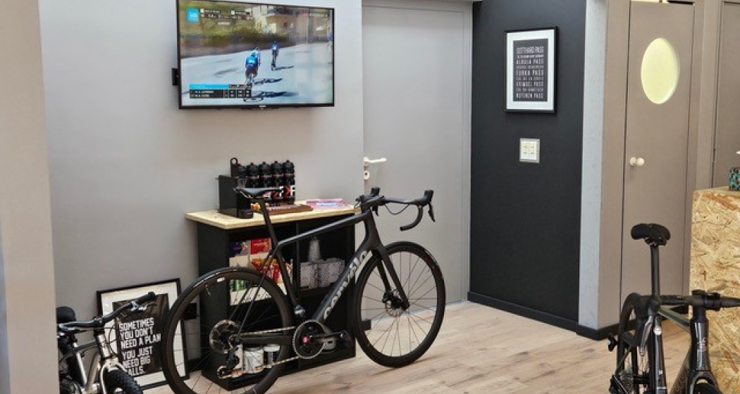 Bici Officina (oua_99402727_image) Bici Officina (oua_99402727_image)