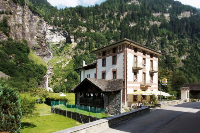 Centro La Cascata (oua_17533171_image) Centro La Cascata (oua_17533171_image)