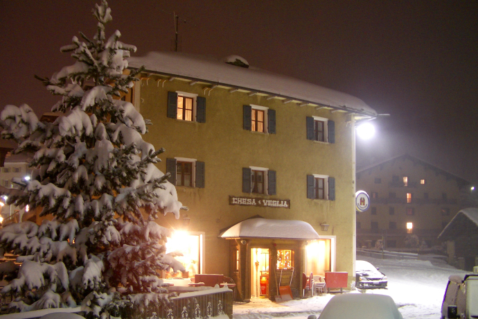 Caffé bar Chesa Veglia (oua_28888206_image) Caffé bar Chesa Veglia (oua_28888206_image)
