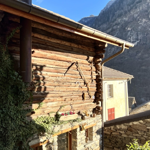 Buseno, case in legno Buseno, case in legno