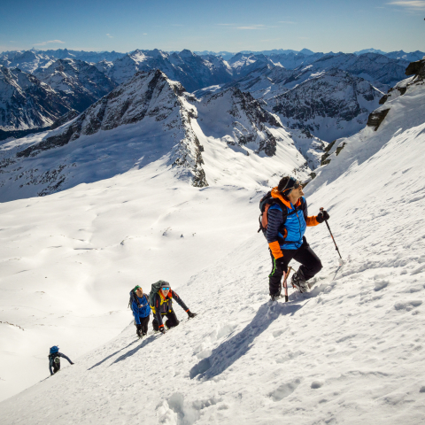 Esciursione con le pelli di foca, sulle cime del Moesano