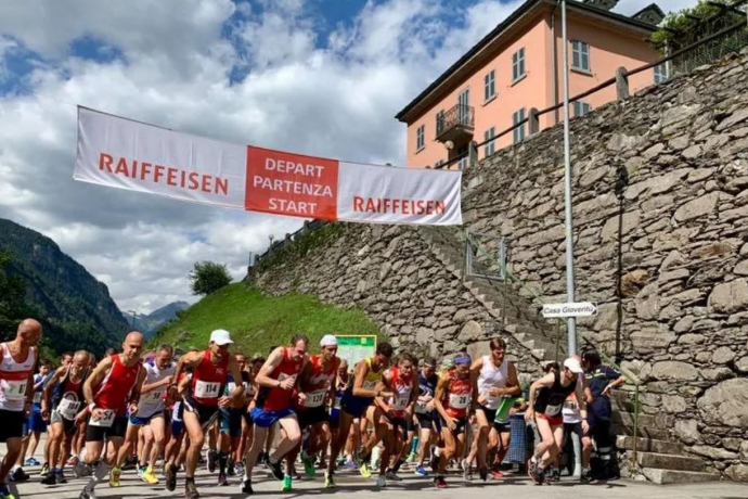 La partenza del gran premio, nel villaggio di Selma