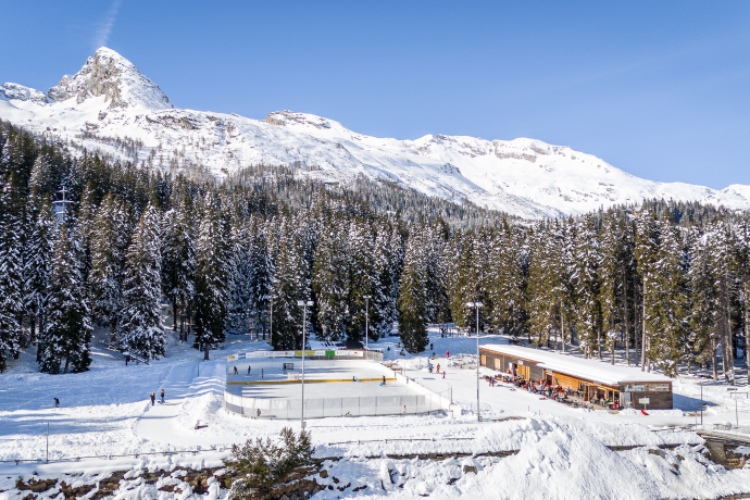 Eissport in Moesano Moesano