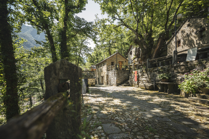 Grotti di Cama