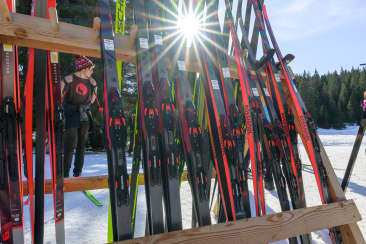 Dotarsi di una buona attrezzatura per lo sci nordico è importante